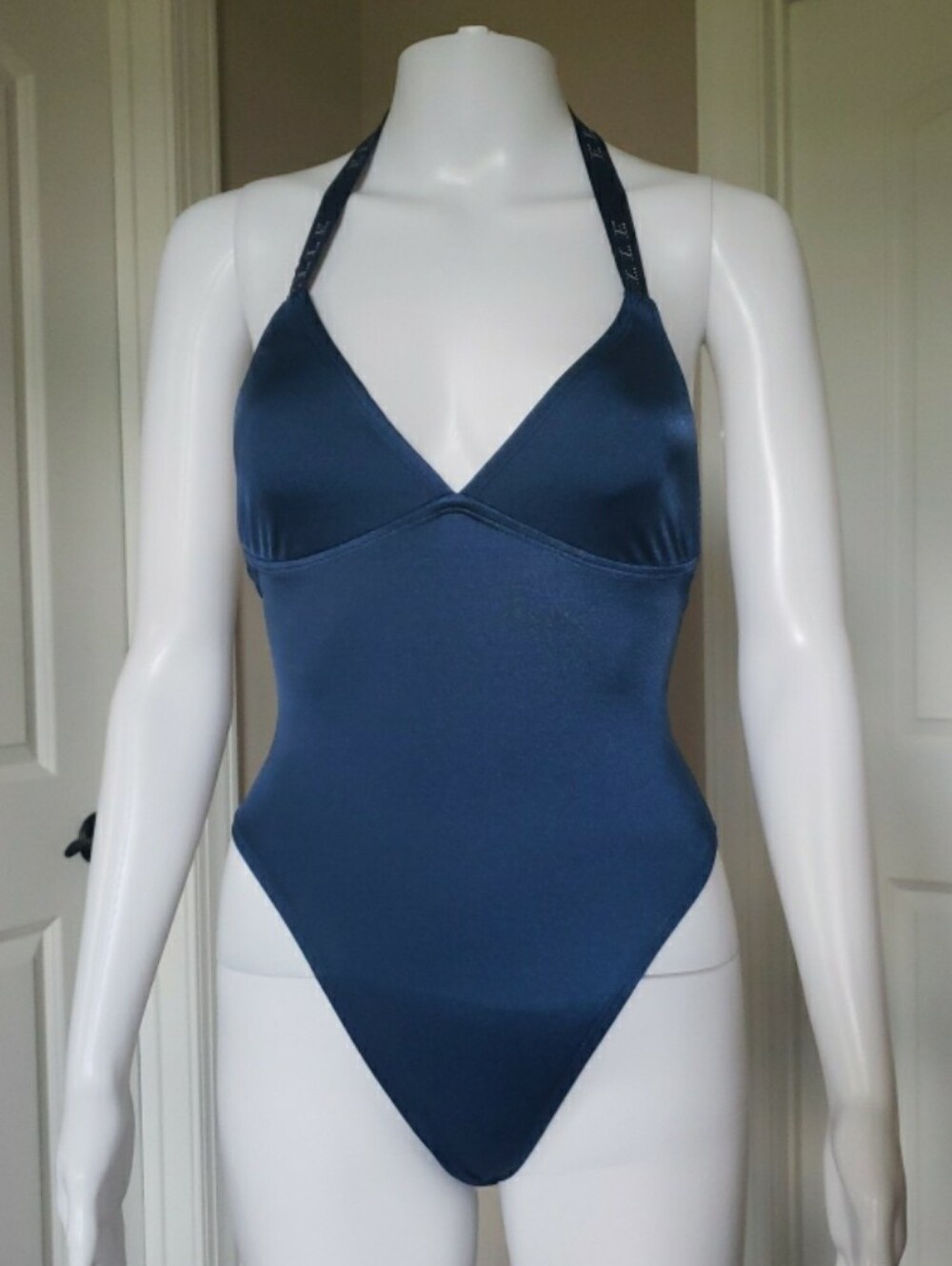 Elle Navy Blue Halter Swimsuit Size 6/8